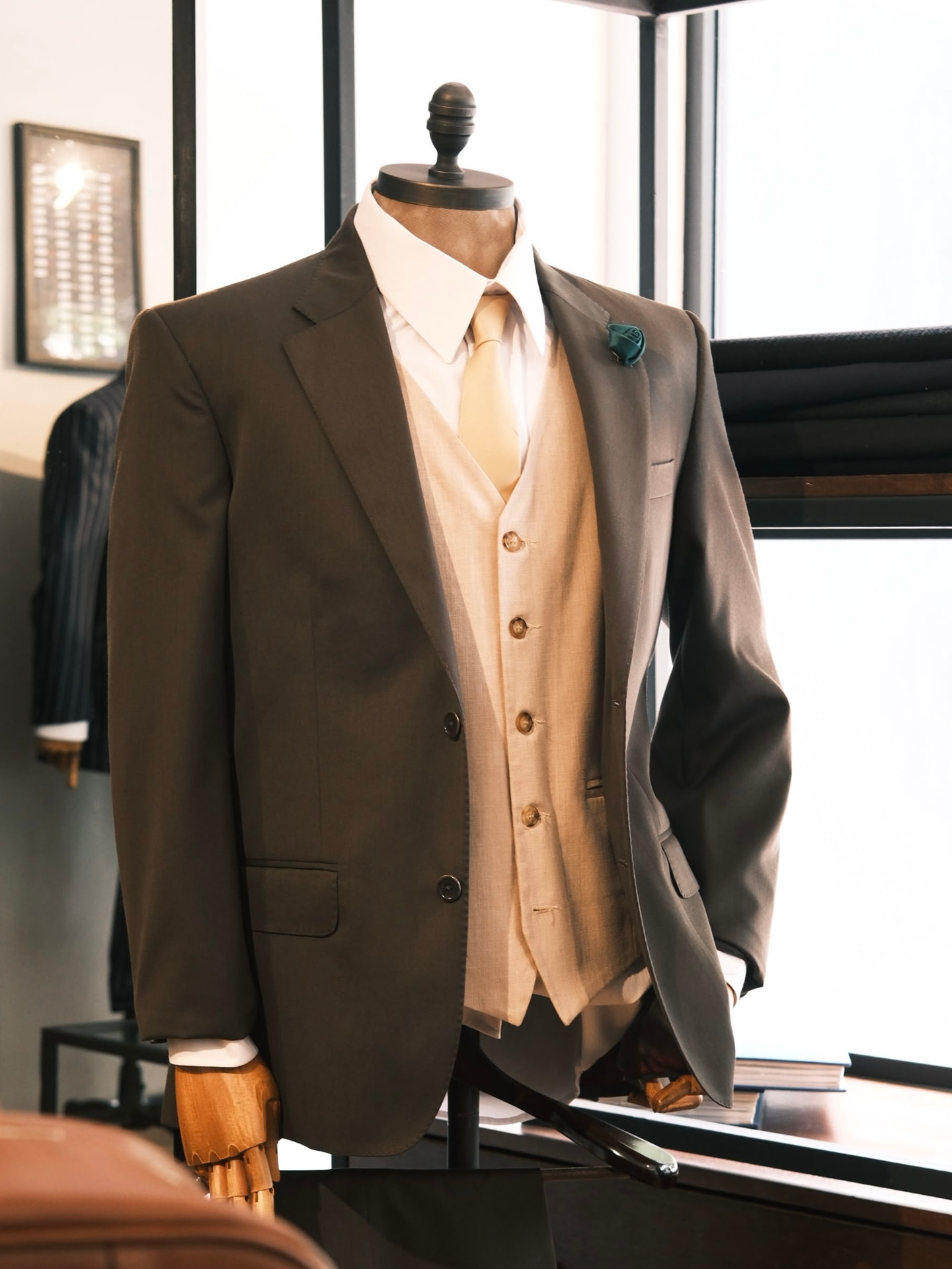 Made-to-measure suits
